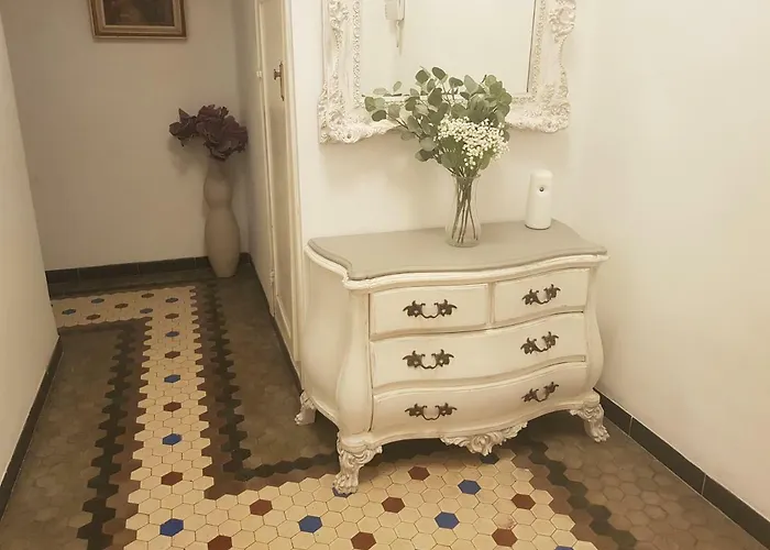 Domus Centro Frente A Torres De Serrano شقة