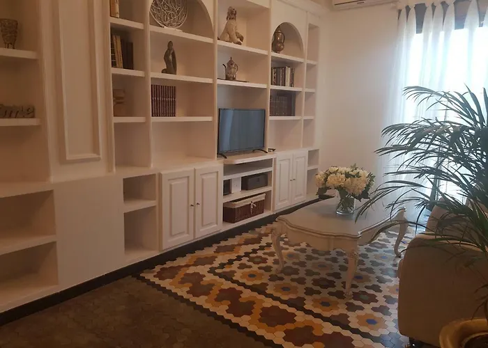 Domus Centro Frente A Torres De Serrano شقة فالنسيا